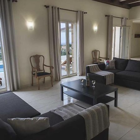 Villa Cleo สโวโรนาตา ภายนอก รูปภาพ